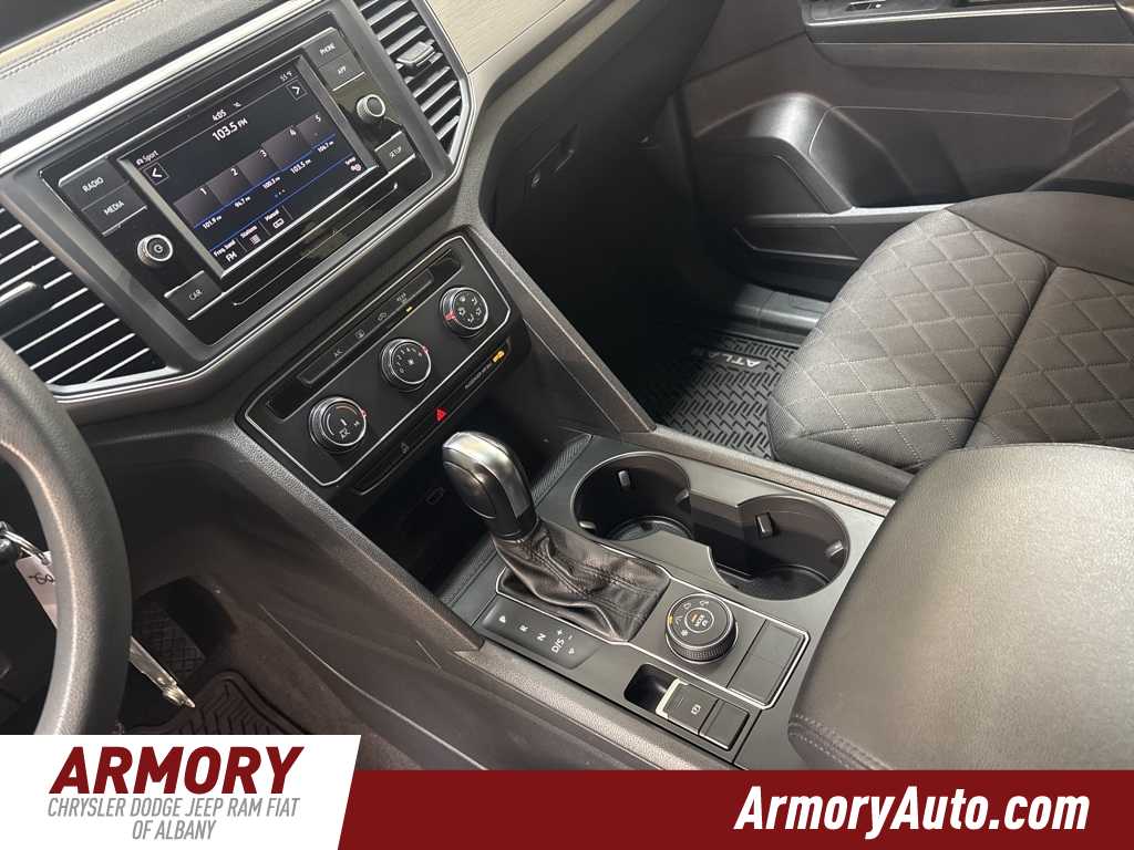 Thumbnail: 2018 Volkswagen Atlas - 15