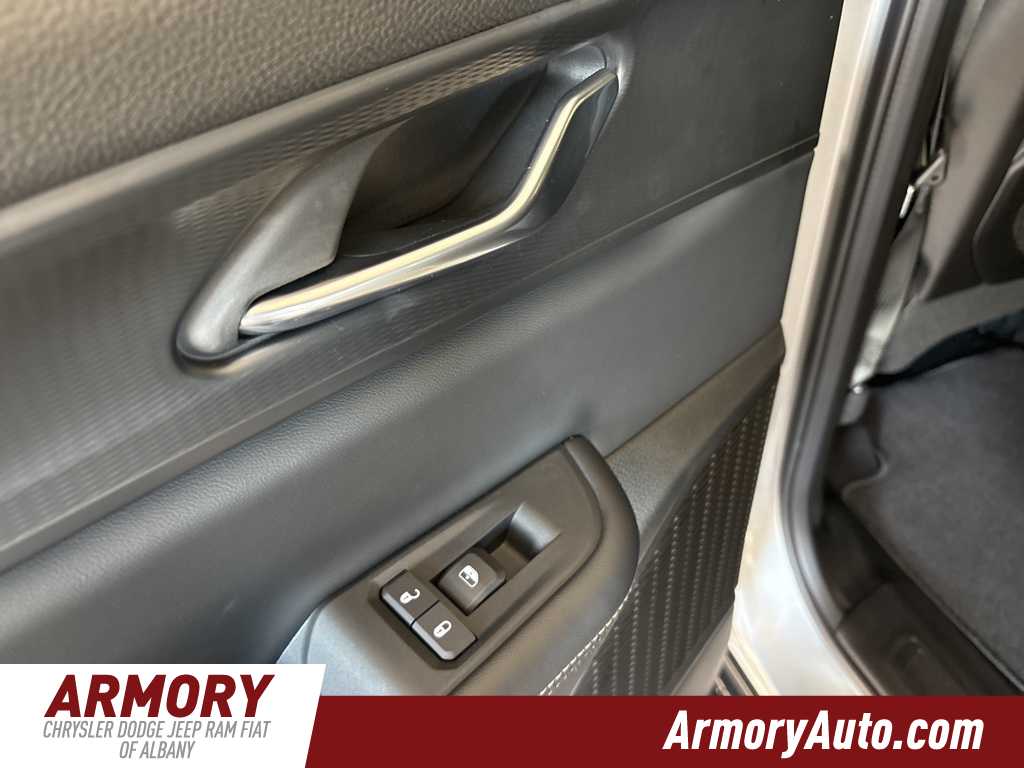 Thumbnail: 2025 Jeep Grand Cherokee - 22