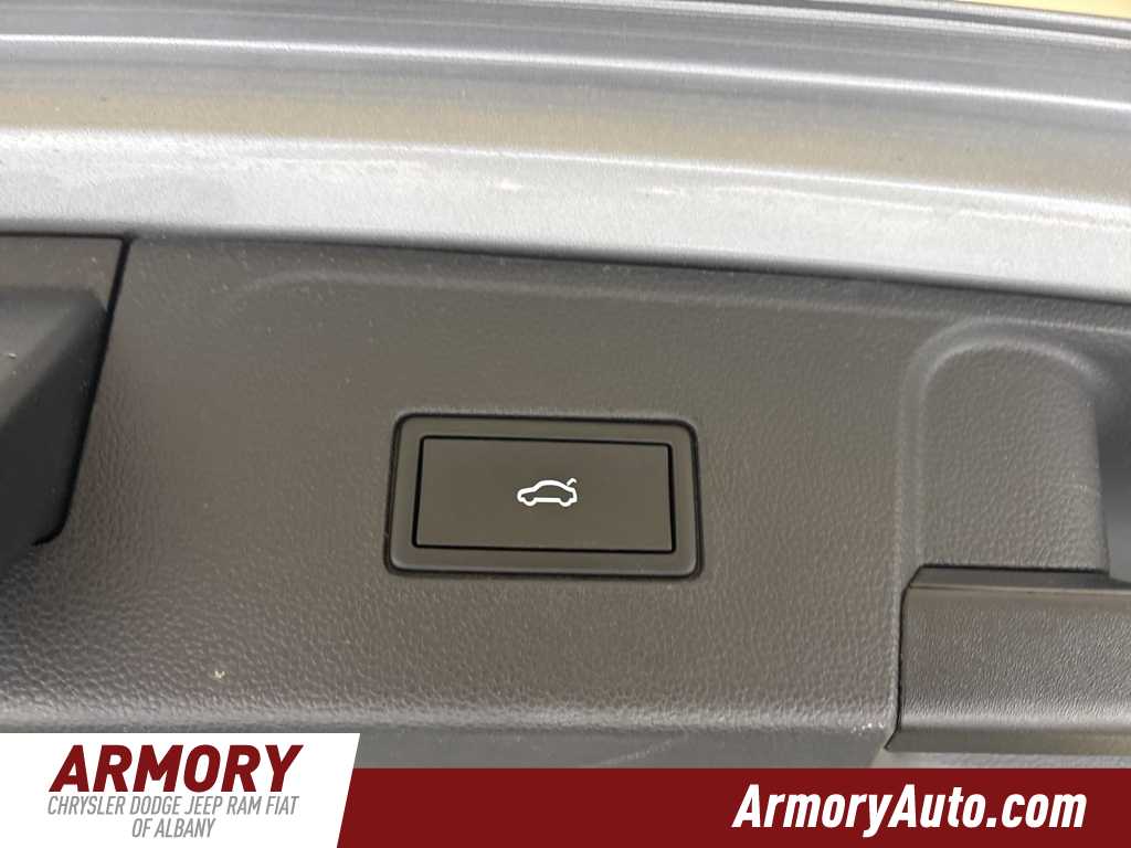 Thumbnail: 2022 Volkswagen Atlas - 34