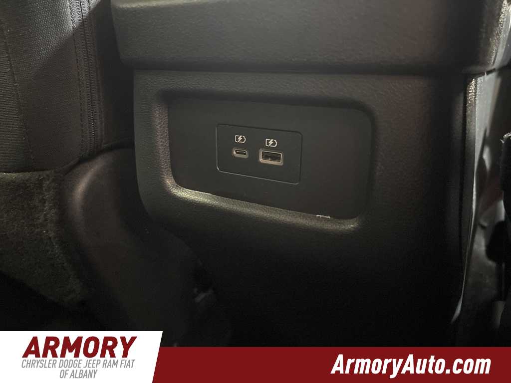 Thumbnail: 2024 Nissan Pathfinder - 36