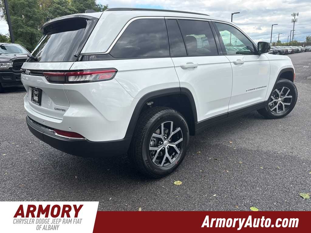 Thumbnail: 2025 Jeep Grand Cherokee - 4