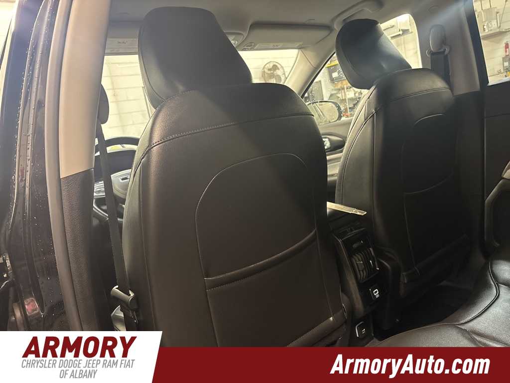 Thumbnail: 2022 Jeep Compass - 25