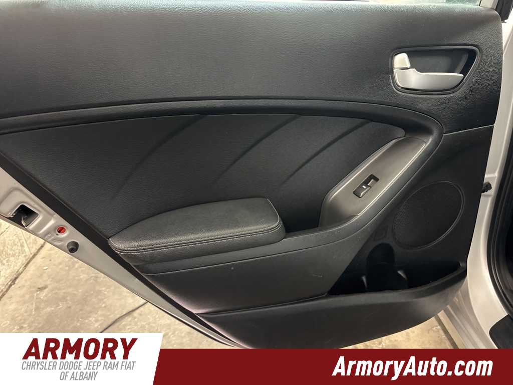 Thumbnail: 2018 Kia Forte - 20