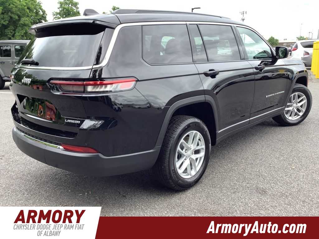 Thumbnail: 2026 Jeep Grand Cherokee L - 4
