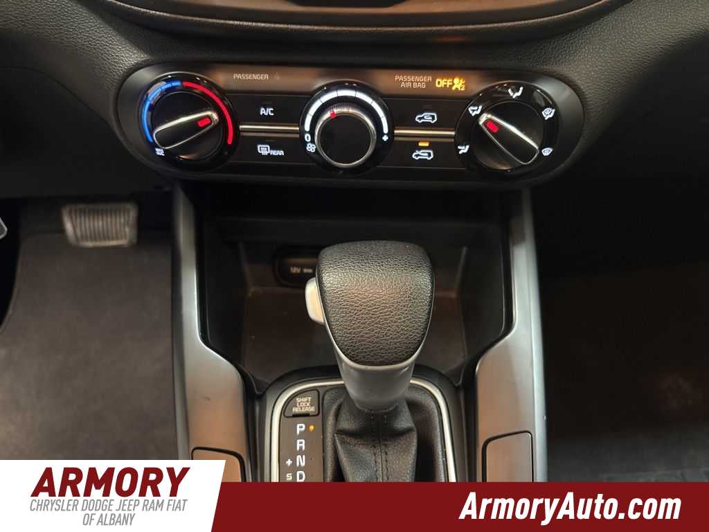 Thumbnail: 2023 Kia Soul - 17