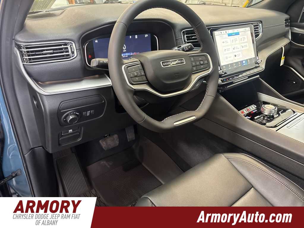 Thumbnail: 2026 Jeep Grand Wagoneer - 10