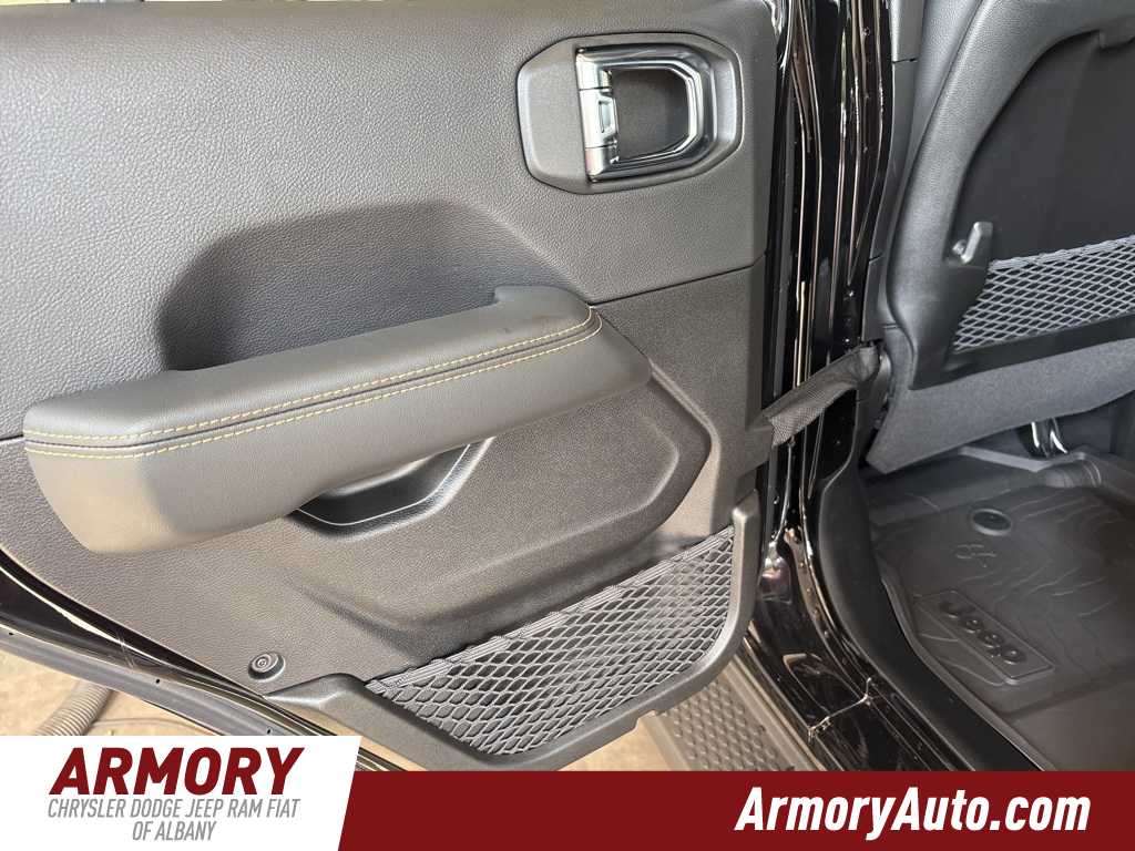 Thumbnail: 2025 Jeep Wrangler - 13