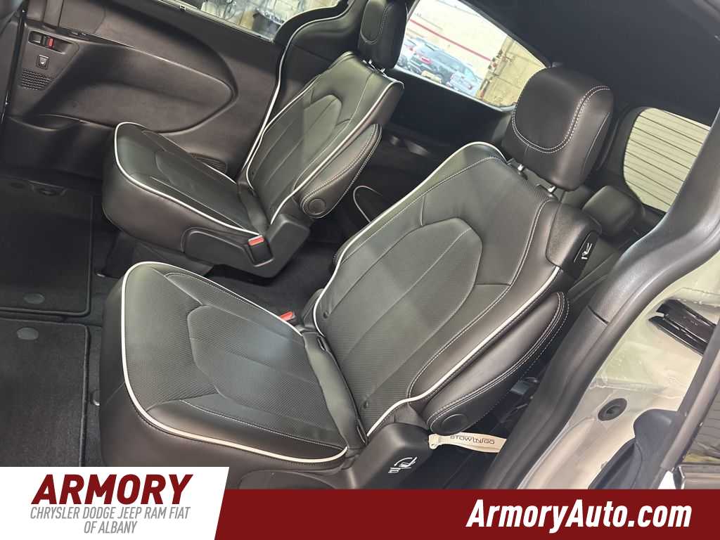 Thumbnail: 2026 Chrysler Pacifica - 29