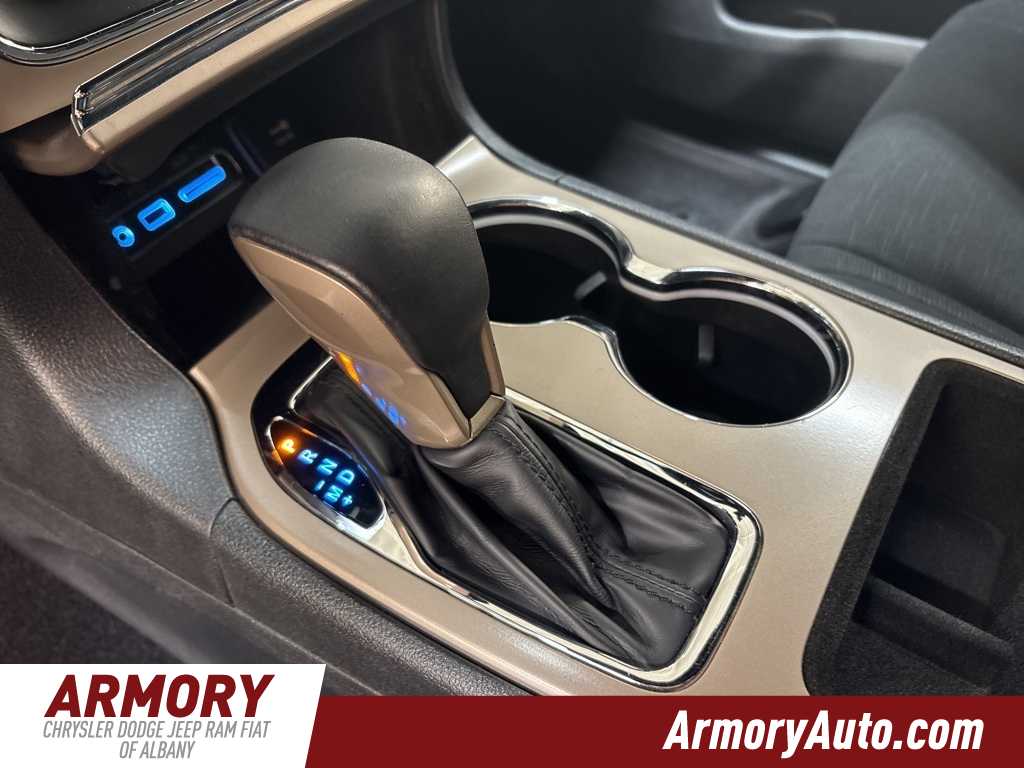 Thumbnail: 2017 Jeep Grand Cherokee - 19