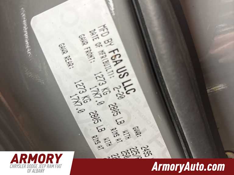 Thumbnail: 2020 Jeep Cherokee - 41