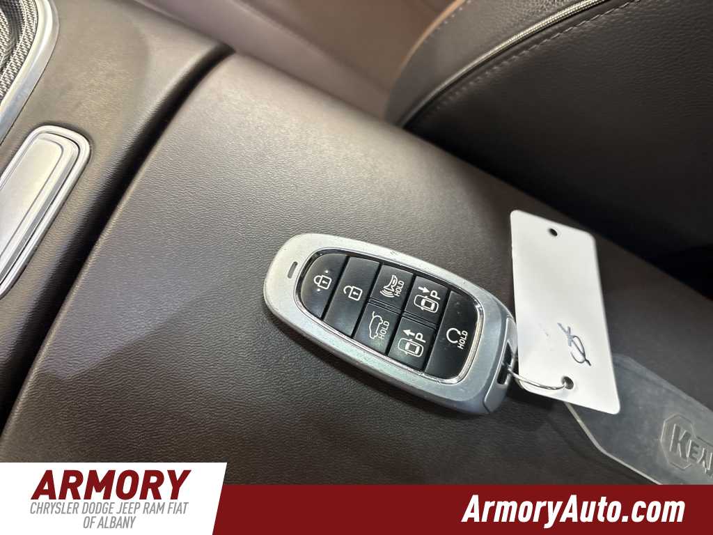 Thumbnail: 2023 Hyundai Santa Fe - 21