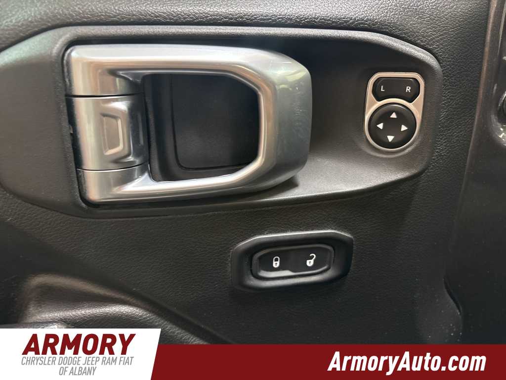 Thumbnail: 2023 Jeep Gladiator - 8