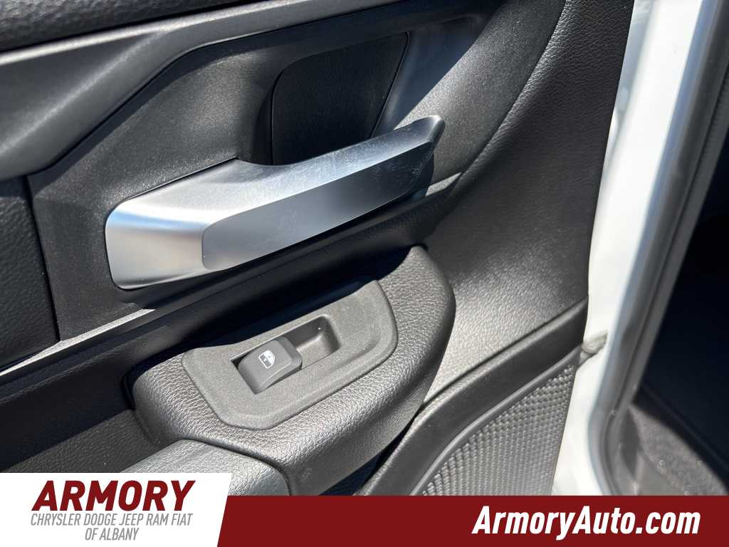 Thumbnail: 2025 RAM 1500 - 13