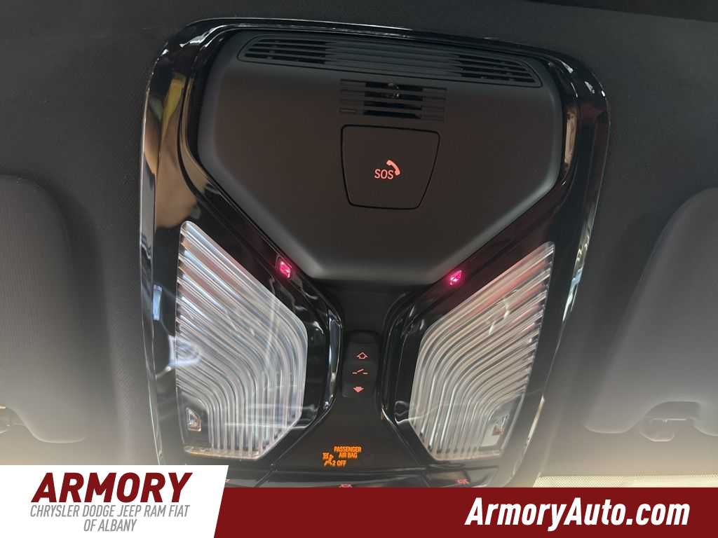 Thumbnail: 2024 BMW 2 Series - 25