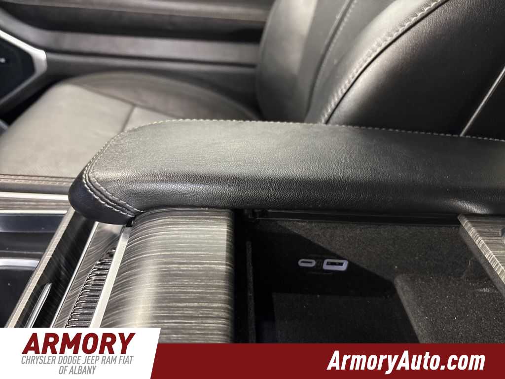 Thumbnail: 2024 Jeep Wagoneer - 24