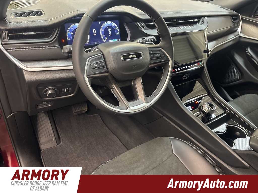 Thumbnail: 2026 Jeep Grand Cherokee - 10