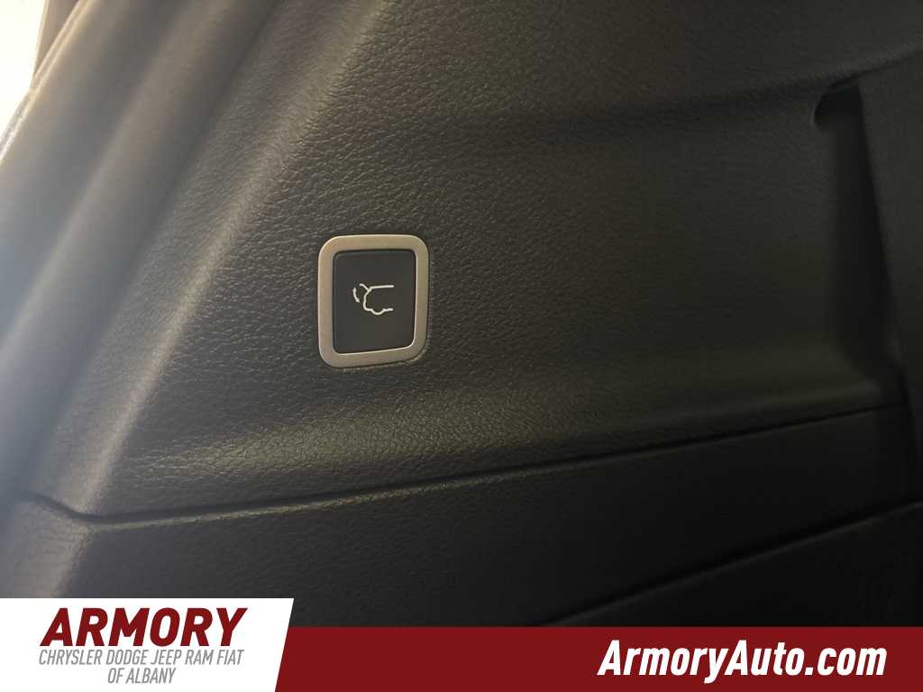 Thumbnail: 2026 Chrysler Pacifica - 31