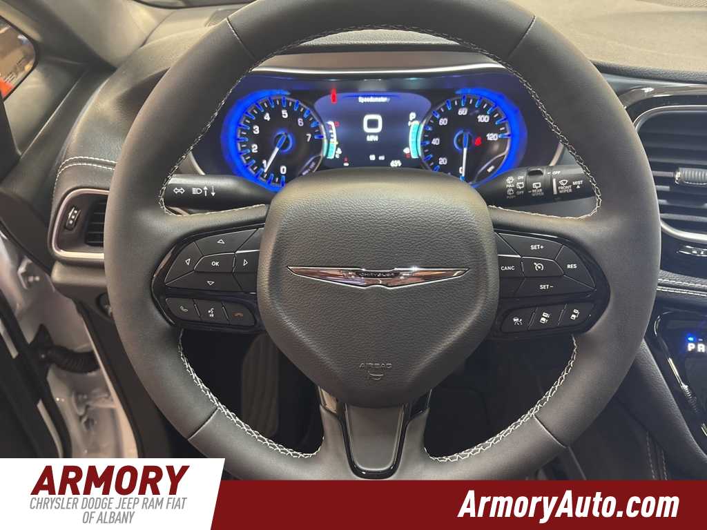 Thumbnail: 2026 Chrysler Pacifica - 13