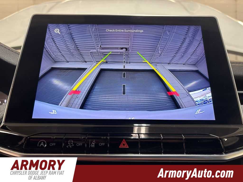 Thumbnail: 2023 Jeep Compass - 17