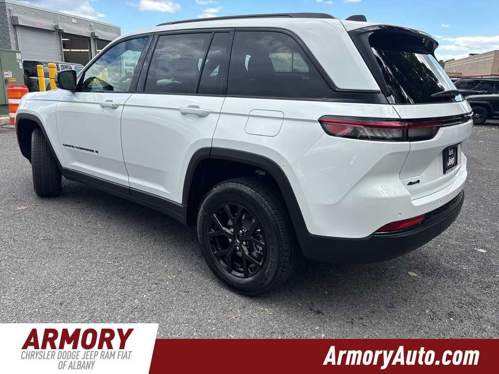 Thumbnail: 2025 Jeep Grand Cherokee - 6