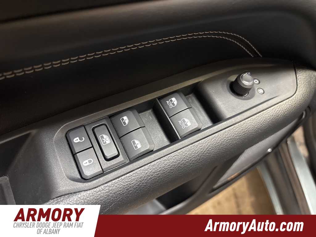 Thumbnail: 2022 Jeep Compass - 8