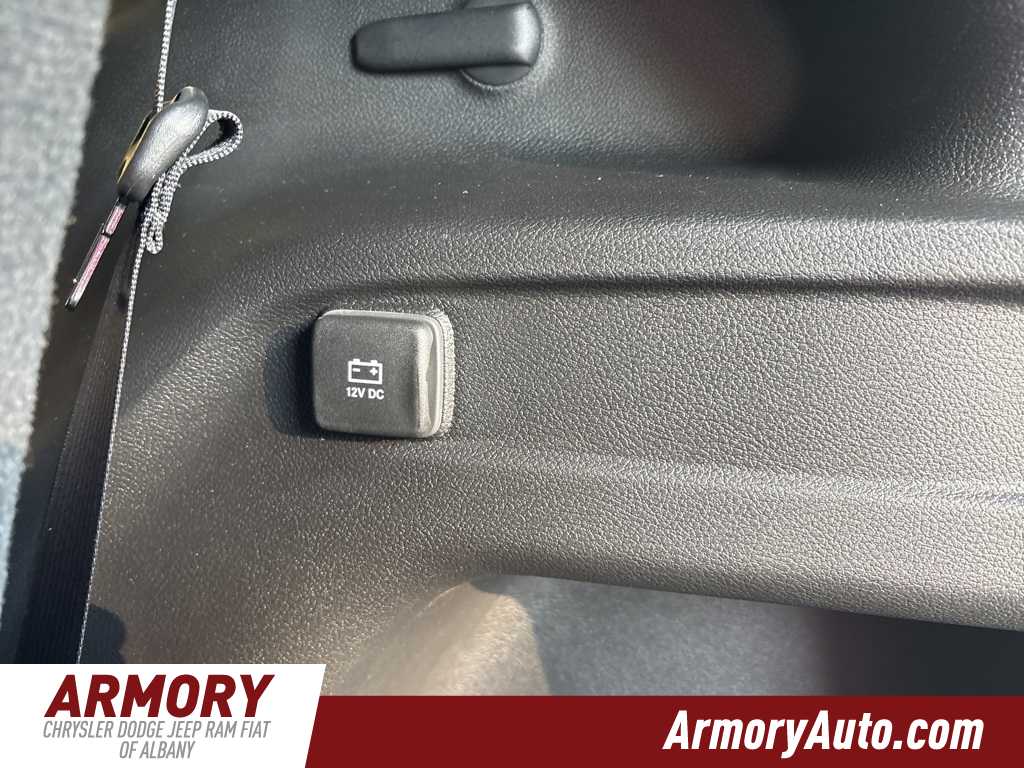 Thumbnail: 2025 Jeep Grand Cherokee L - 31