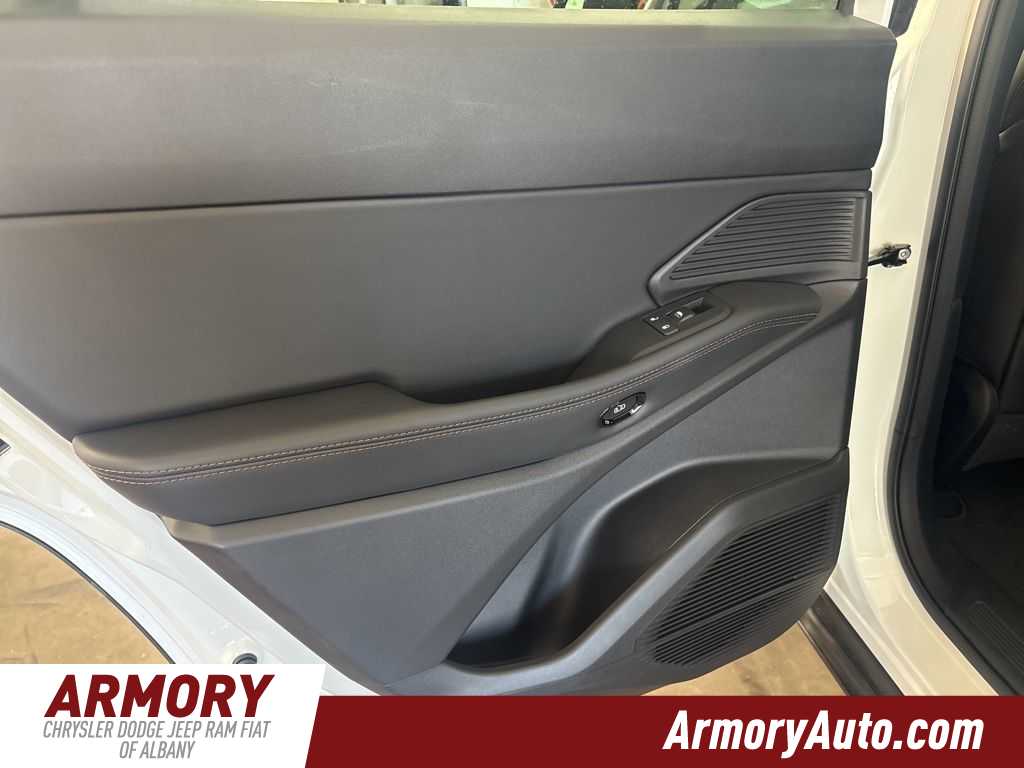 Thumbnail: 2026 Jeep Cherokee - 24