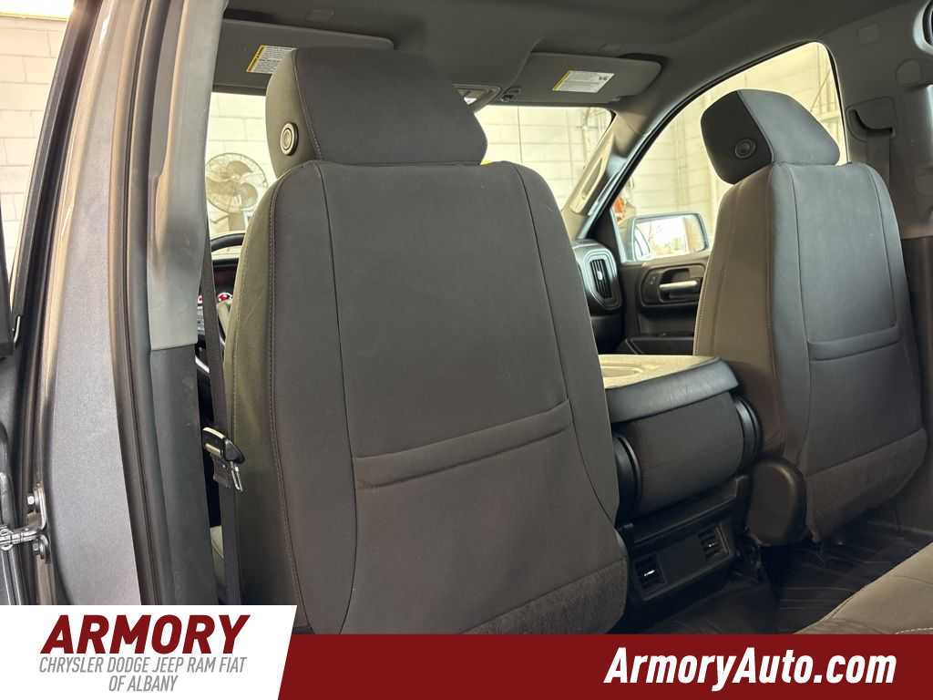 Thumbnail: 2022 Chevrolet Silverado 1500 - 21