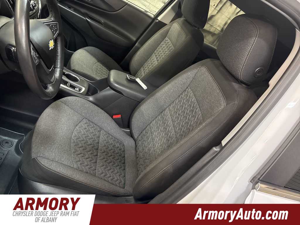 Thumbnail: 2022 Chevrolet Equinox - 11