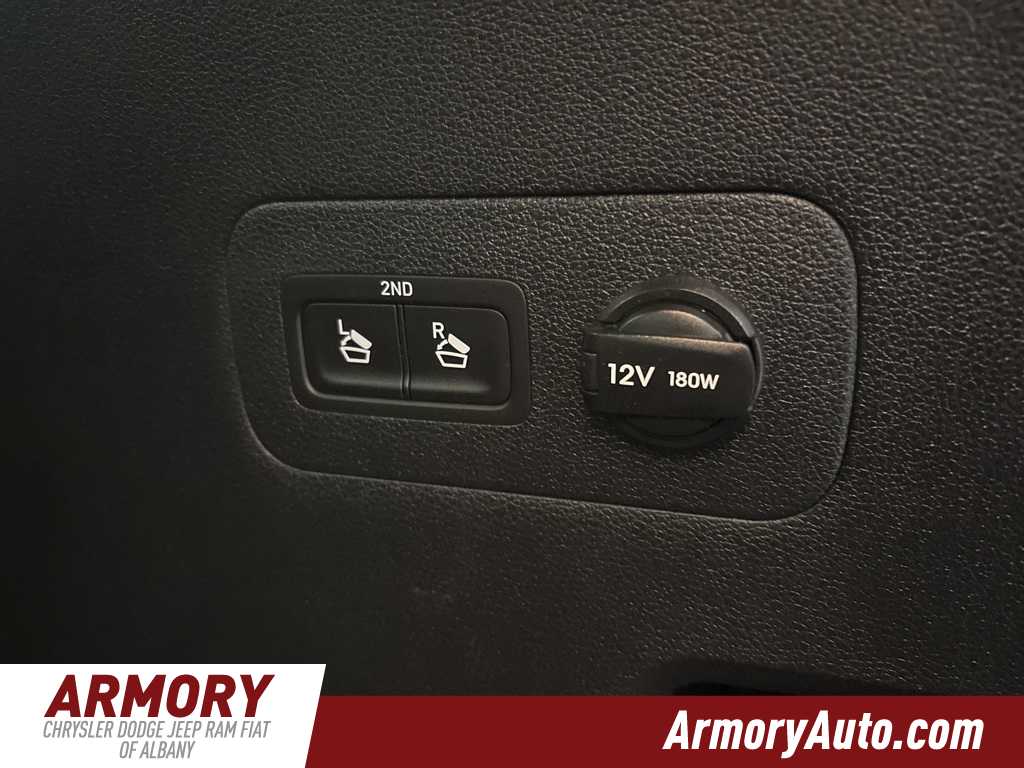 Thumbnail: 2023 Hyundai Santa Fe - 30