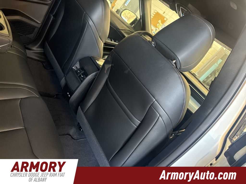 Thumbnail: 2026 Jeep Cherokee - 35