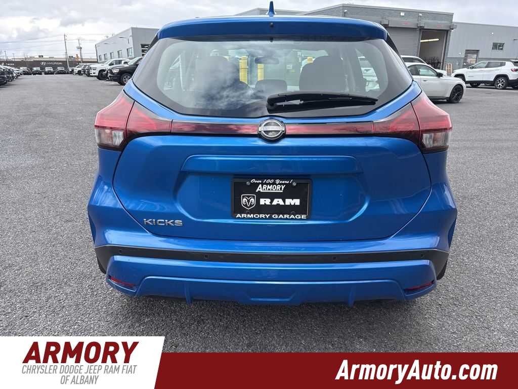 Thumbnail: 2022 Nissan Kicks - 5