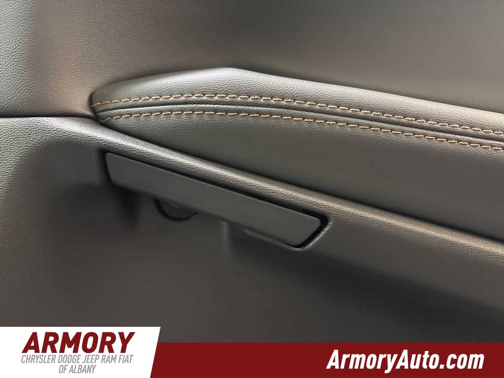 Thumbnail: 2026 Jeep Cherokee - 40