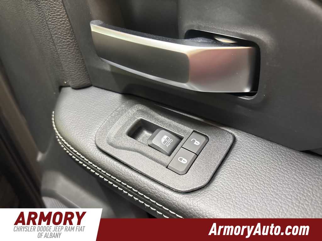 Thumbnail: 2026 RAM 2500 - 32