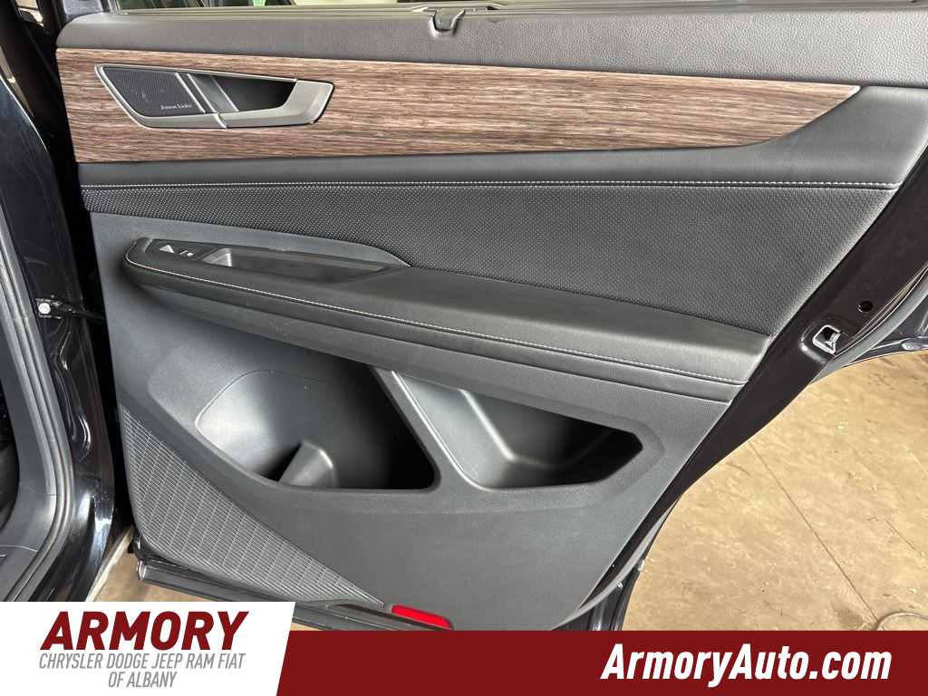 Thumbnail: 2024 Volkswagen Atlas - 37