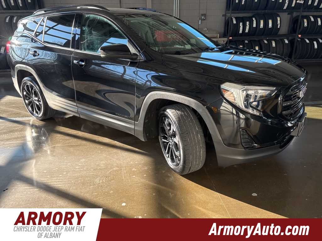 Thumbnail: 2020 GMC Terrain - 3