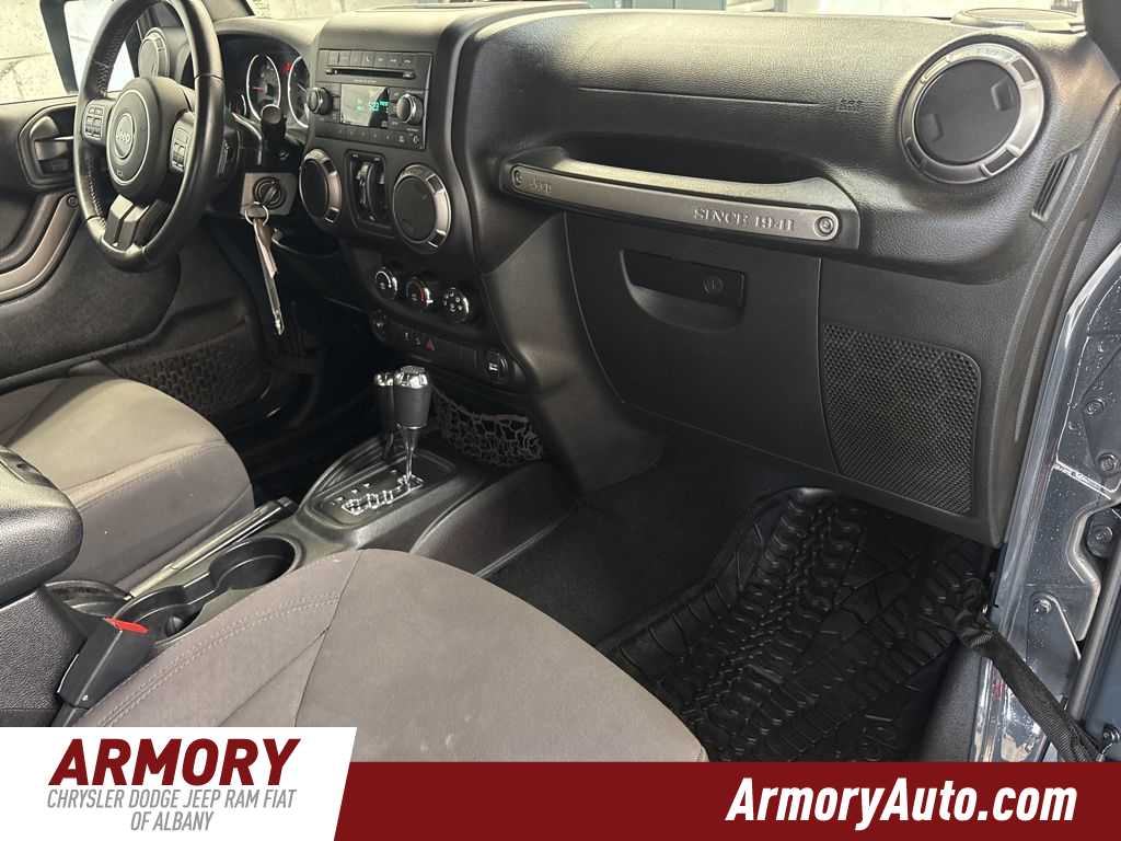 Thumbnail: 2018 Jeep Wrangler - 34