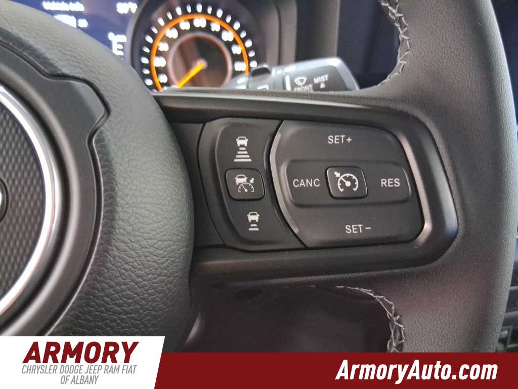 Thumbnail: 2025 Jeep Wrangler - 16