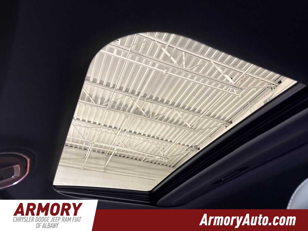 Thumbnail: 2026 Jeep Grand Cherokee - 24