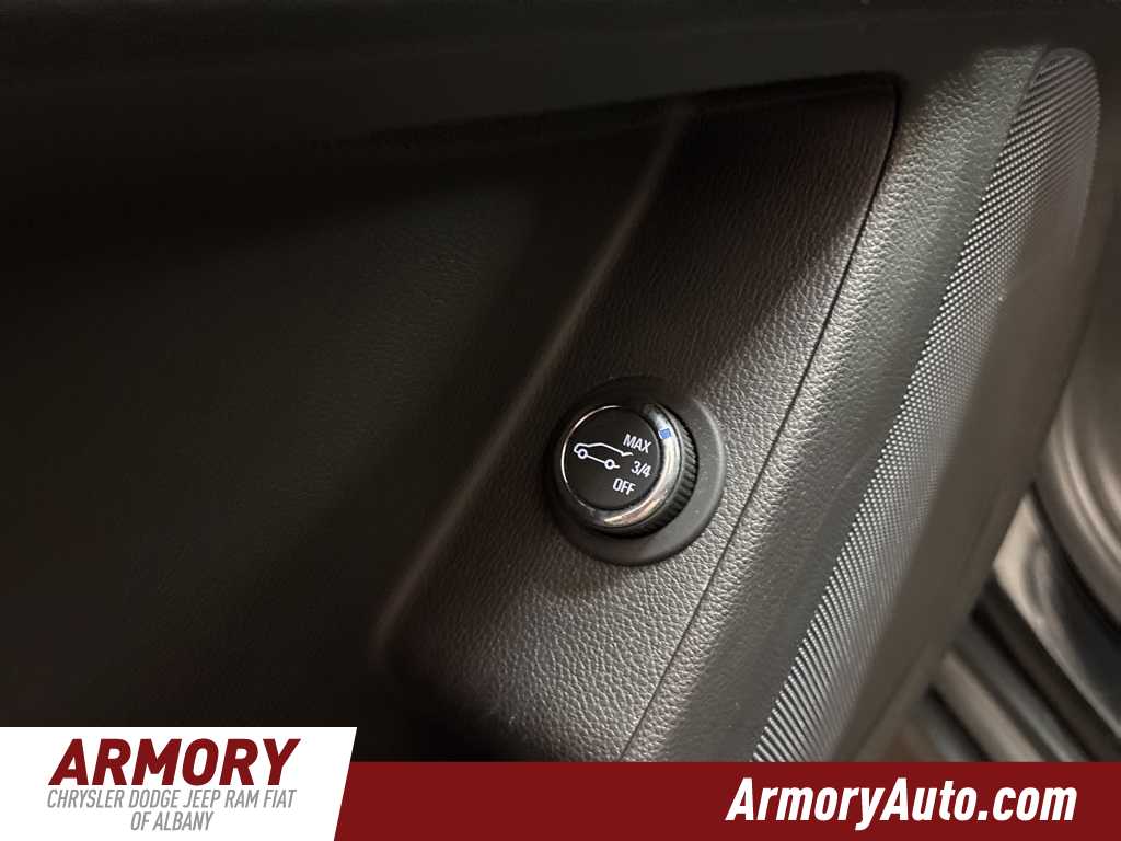 Thumbnail: 2021 Chevrolet Traverse - 9