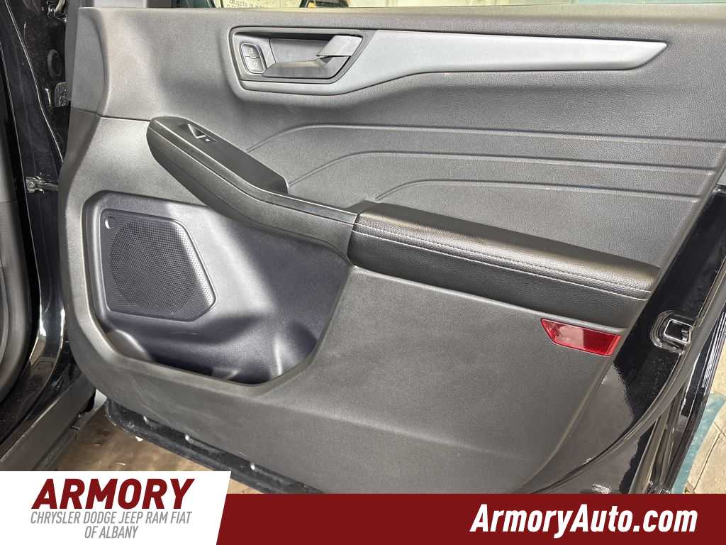 Thumbnail: 2024 Ford Escape - 36