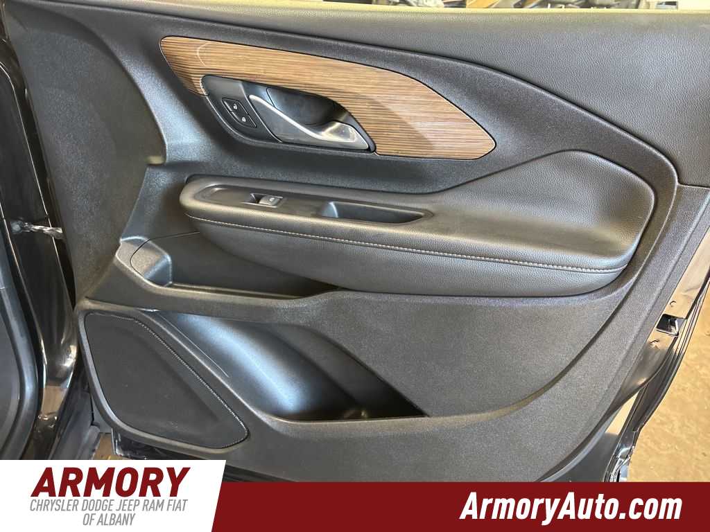 Thumbnail: 2020 GMC Terrain - 35