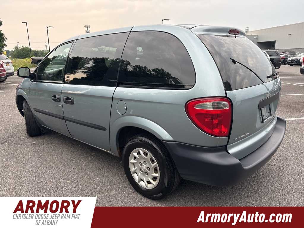 Thumbnail: 2002 Chrysler Voyager - 6