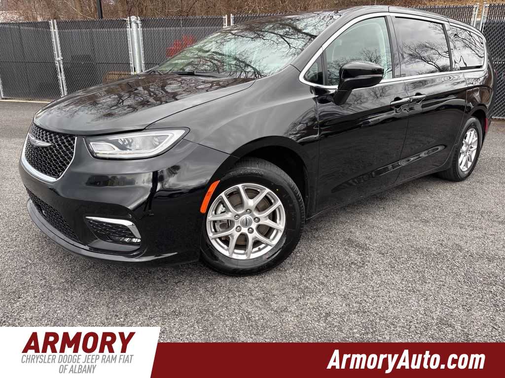 Thumbnail: 2024 Chrysler Pacifica - 1