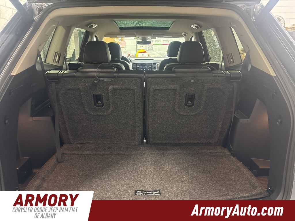 Thumbnail: 2018 Volkswagen Atlas - 30