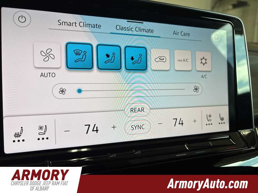 Thumbnail: 2024 Volkswagen Atlas - 23