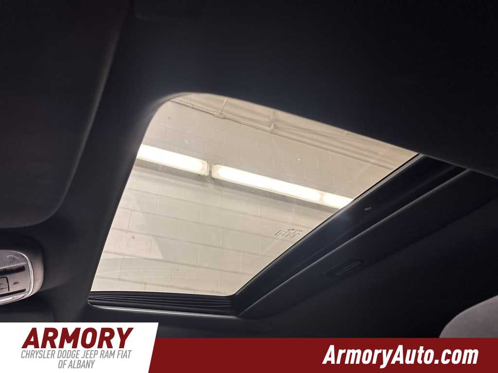 Thumbnail: 2018 Jeep Grand Cherokee - 24