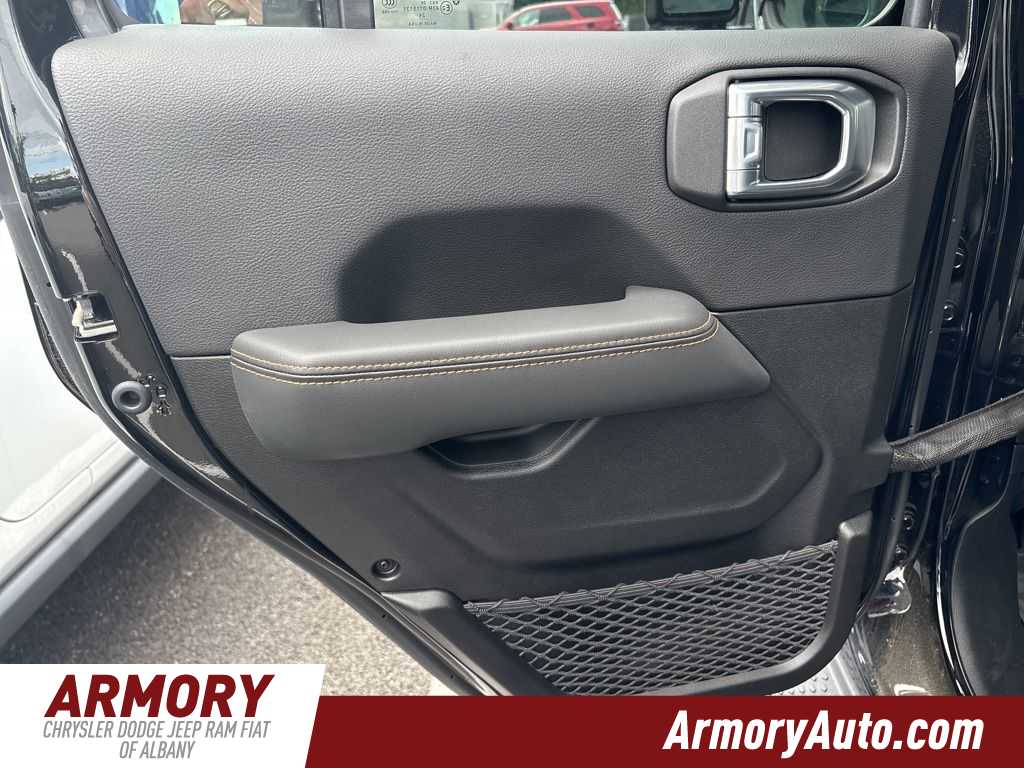 Thumbnail: 2025 Jeep Wrangler - 11