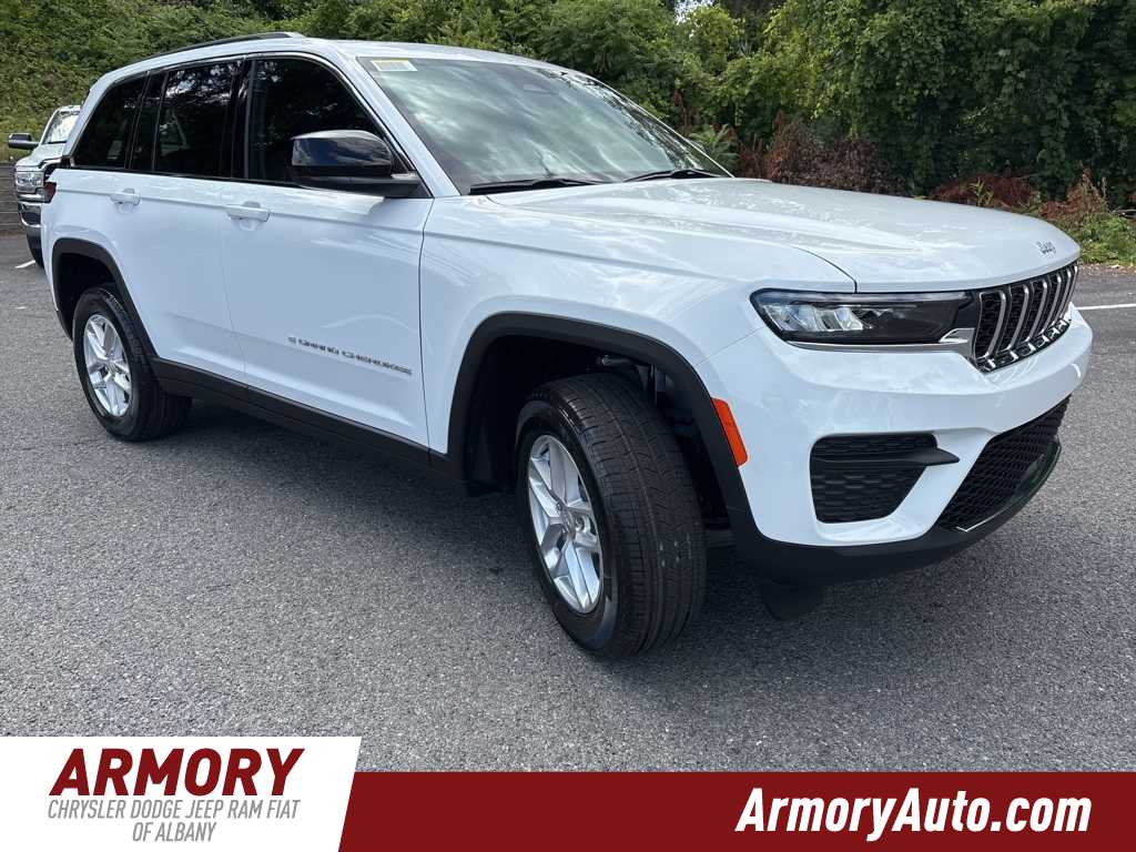 Thumbnail: 2025 Jeep Grand Cherokee - 3