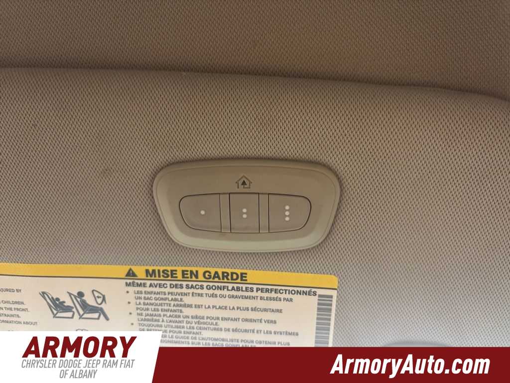 Thumbnail: 2017 Chrysler Pacifica - 22